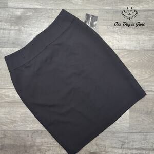 Liz Claiborne Essential Pencil Skirt Size 8
